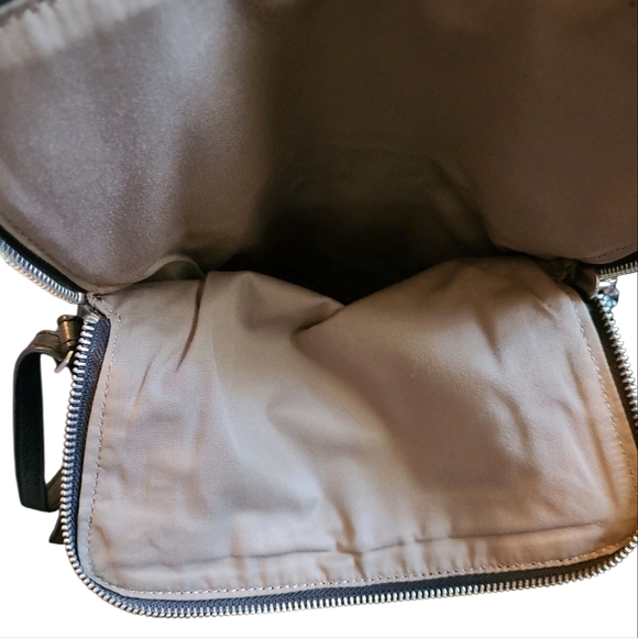 Women's Margot Black Leather Shoulder Bag Purse! 9.5x7x2.5 - Picture 9 of 12